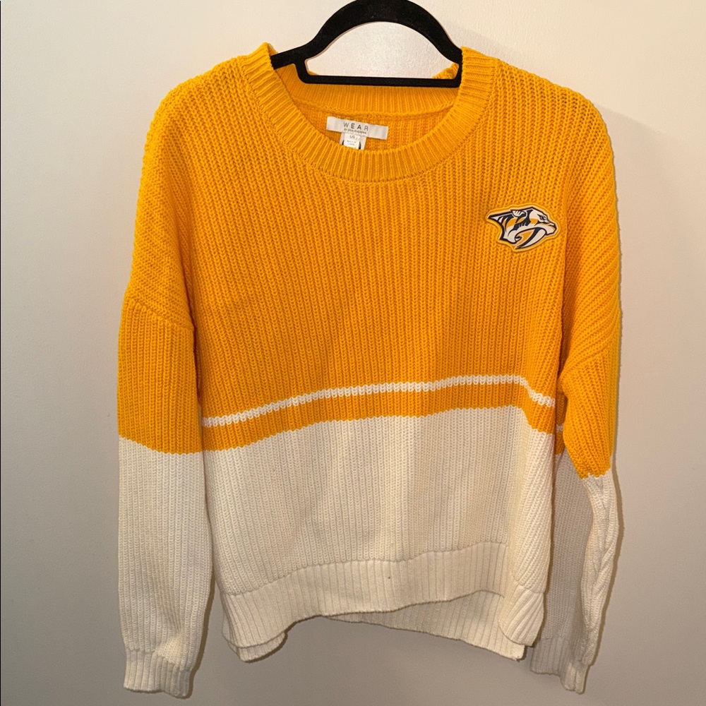 Nashville Predators NHL Women's Sweater in Yellow and White